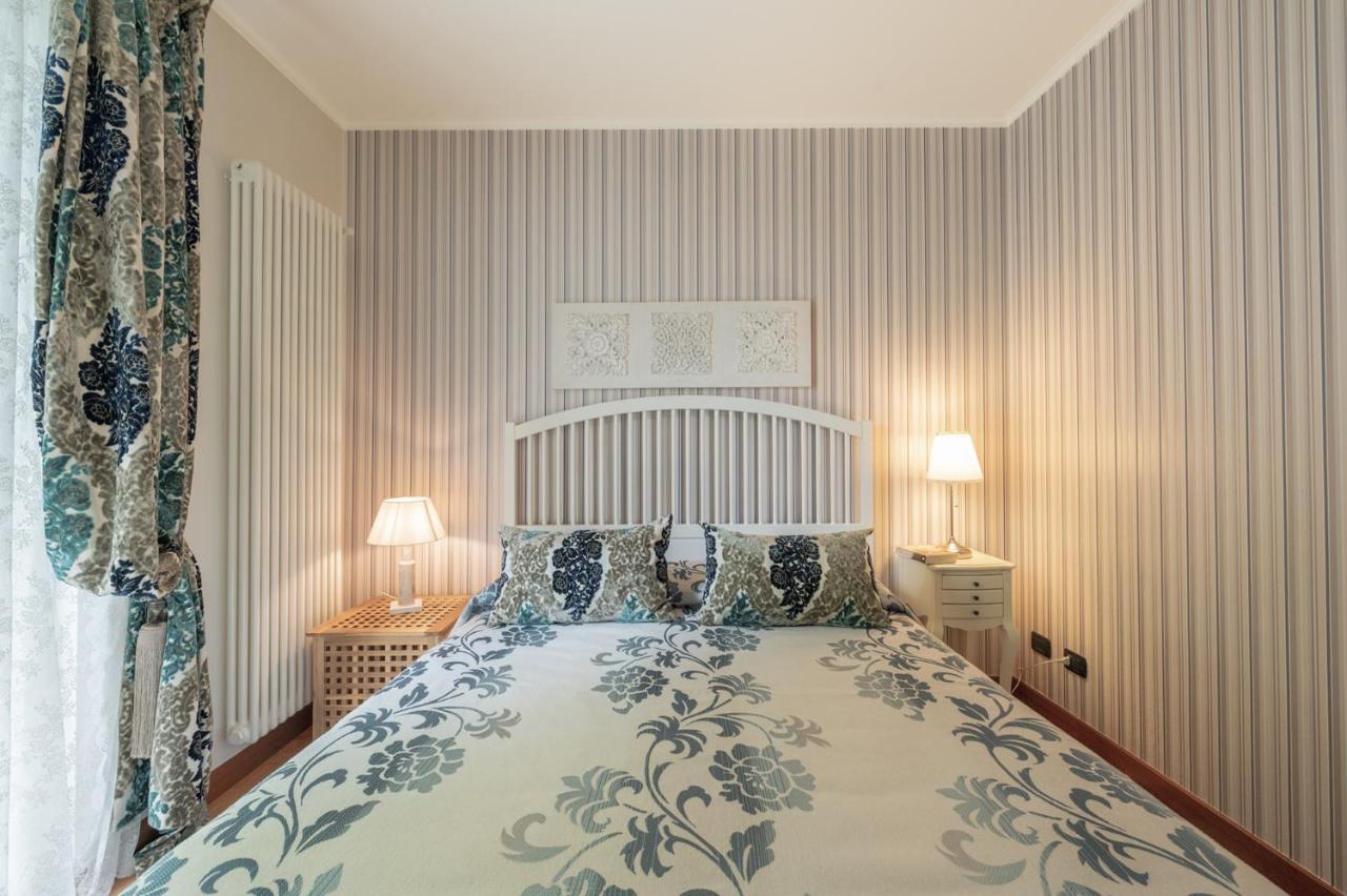 La Rosa Gialla Bio Apartments & Rooms Barolo Buitenkant foto